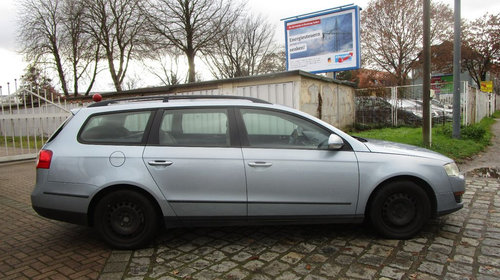 Dezmembrez Vw Passat B6 2.0 TDI combi cod motor CBA 140 cp / 103 KW transmisie manuala an de fabricatie 2010