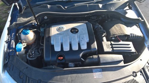 Dezmembrez VW Passat B6 2008 BERLINA 2.0 TDI