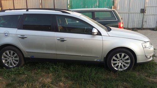 Dezmembrez vw passat b6 combi 1.9 tdi bls cu filtru particule