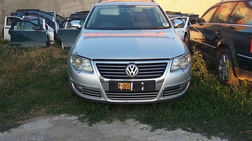 Dezmembrez vw passat b6 combi 1.9 tdi bls cu 