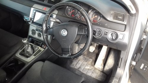 Dezmembrez VW Passat B6