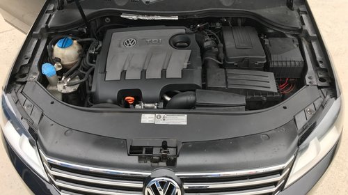 Dezmembrez vw passat b7 1.6tdi cayc