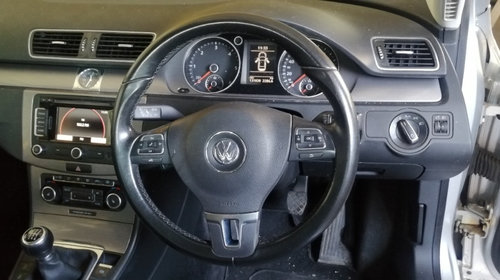 Dezmembrez VW Passat B7