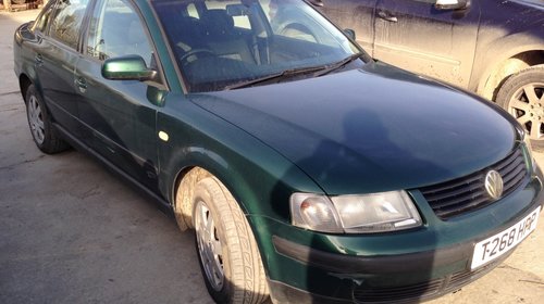 Dezmembrez vw passat din 2000 motor 1,9 tdi ahu ,