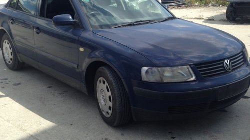 Dezmembrez vw passat din 2000 motor 1,9 tdi a