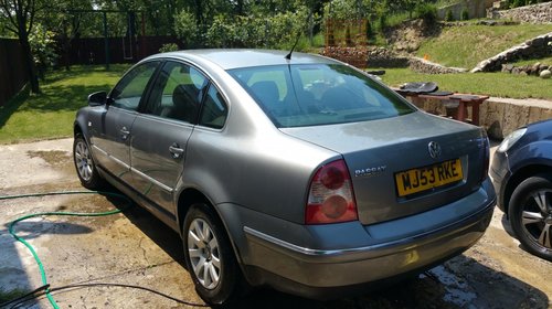 Dezmembrez vw passat gri crom