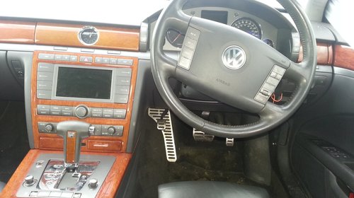 Dezmembrez VW Phaeton, 3.0 V6 TDI, cod motor BMK , 225cp, an 2004-2006