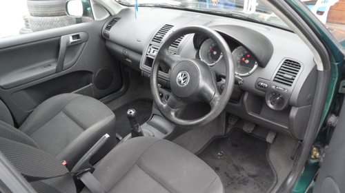 Dezmembrez vw polo 1,4 benzina din 2001,cod motor AUA