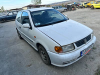 Dezmembrez VW Polo 1.6 Benzina cod: AEA Cutie viteze manuala 5 trepte