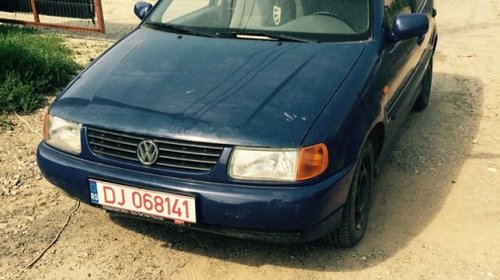 Dezmembrez vw polo 1997 1,4 cmc servo