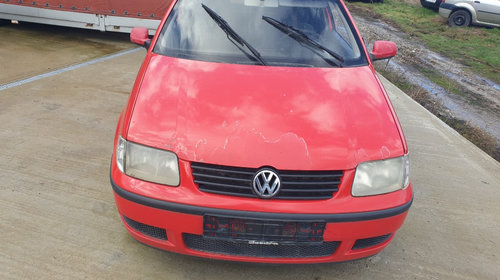 Dezmembrez VW Polo 2 usi 1.0 MPI 2001 2002 20