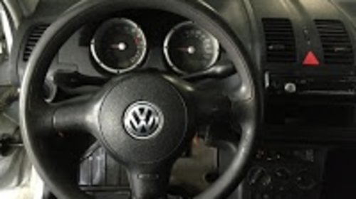 Dezmembrez VW Polo 6N 2001 hatchbak 1.0/1.4