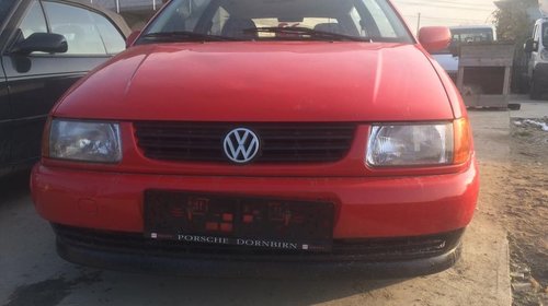 Dezmembrez VW Polo 6N1 1.4 MPI