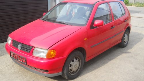 Dezmembrez VW Polo 6N1 1.6 benzina