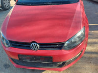 Dezmembrez VW Polo 6R 1.6 TDI CAY 2010