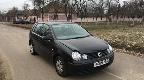 Dezmembrez vw polo 9n 1.4 benz BKY