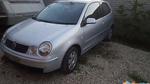 Dezmembrez VW Polo 9N 1.4 TDI An 2004 AMF