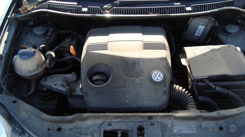 Dezmembrez VW Polo 9N motor 1.2 cod AWY din 2002