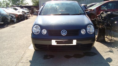 Dezmembrez VW Polo 9N motor 1.2 cod AWY din 2002