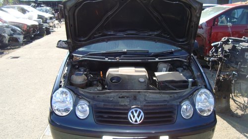 Dezmembrez VW Polo 9N motor 1.2 cod AWY din 2002