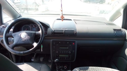 DEZMEMBREZ VW SHARAN, 1.9 TDI, 130 cp, 2007