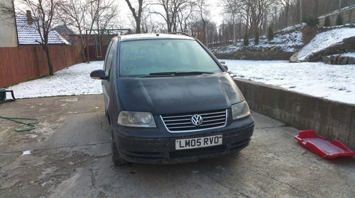 Dezmembrez VW Sharan 1.9 tdi motor AUY