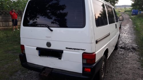 Dezmembrez VW T4 1.9d 1997