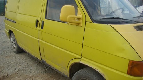 Dezmembrez Vw T4,2.4 diesel,1994 frigorific