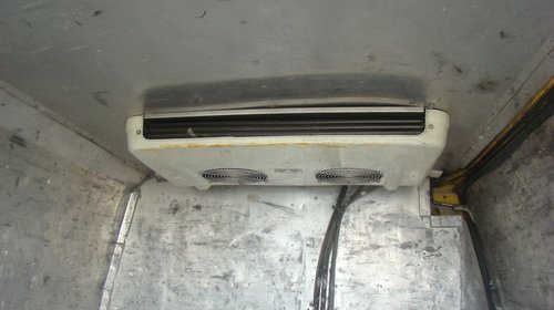 Dezmembrez Vw T4,2.4 diesel,1994 frigorific