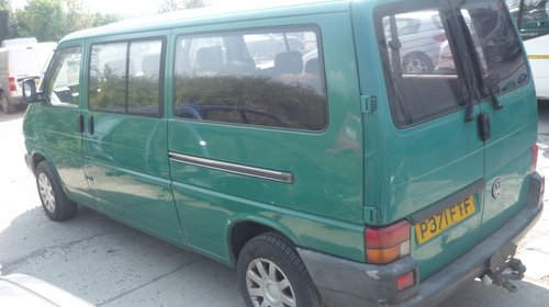 Dezmembrez VW T4 caravelle, 2.5 tdi, motor ACV