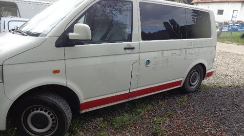 Dezmembrez Vw T5 2.5 cod motor AXD