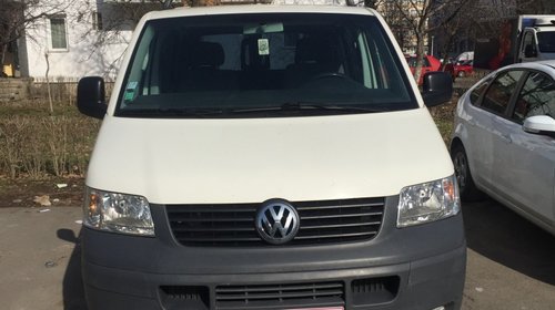 Dezmembrez VW T5 Transporter 2.5 TDI AXD AXE