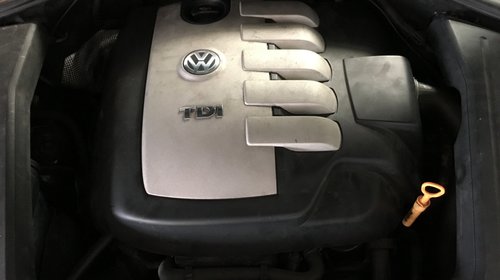 Dezmembrez VW Touareg 2.5 TDI R5 BAC 174cp 7L volan stanga