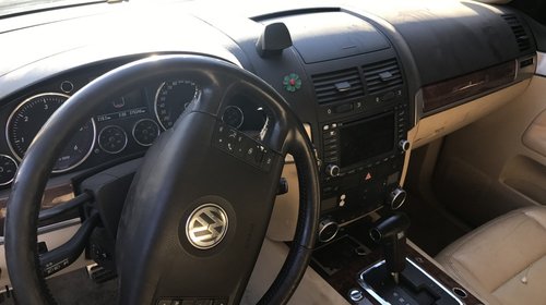 Dezmembrez VW Touareg 5,0 V10 tdi 2004