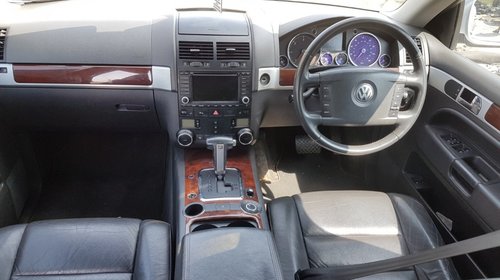 Dezmembrez VW Touareg 7L R5 2.5 TDI BAC 2006 Automat