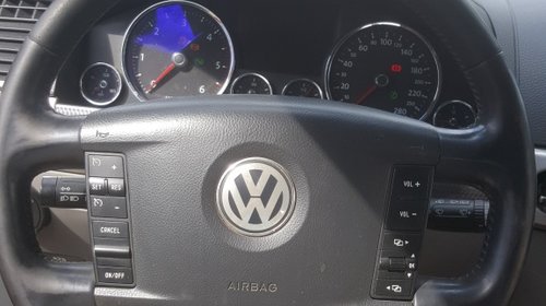Dezmembrez VW Touareg,an 2008,motor 3.0 diesel,cod motor BKS