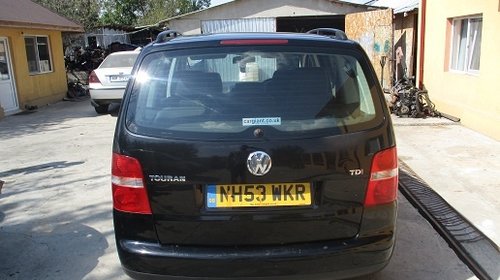 Dezmembrez VW Touran 1.9 TDI AVQ 2004