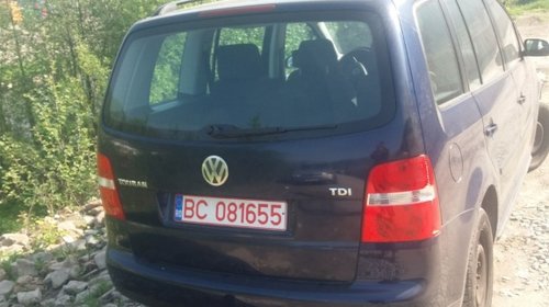 Dezmembrez VW Touran 1.9 TDI BKC 6 viteze 2006