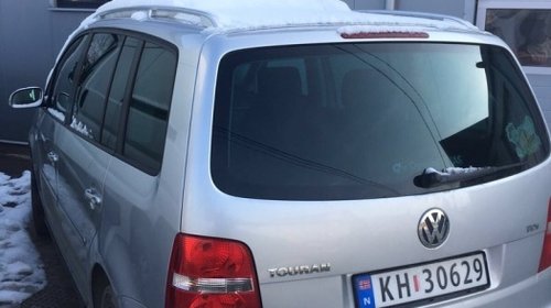 Dezmembrez vw touran 1,9 tdi cod motor BKC.an