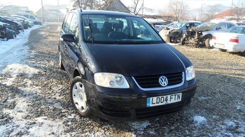 Dezmembrez VW Touran 1.9,tdi de 101cp cod mot