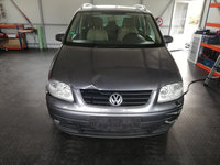 Dezmembrez Vw Touran 2.0 Fsi 110kw BLX