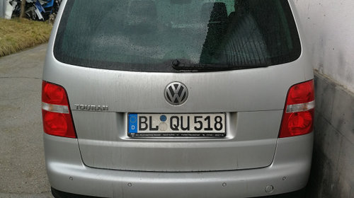 Dezmembrez vw touran 2.0 tdi BKD