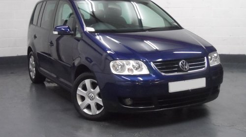 Dezmembrez VW Touran 2003-2006