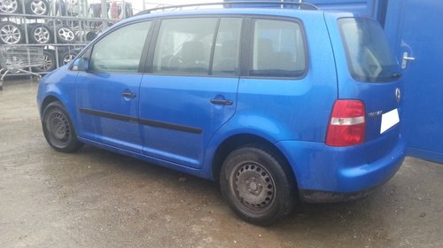 Dezmembrez VW Touran an fabr. 2004, 1.9TDI PD ,5 locuri