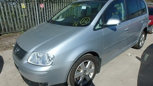 Dezmembrez VW Touran an fabr. 2004, 2,0D TDI 