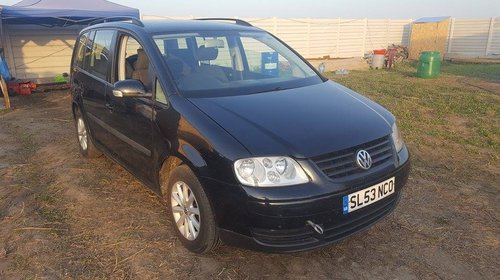 Dezmembrez vw touran cu 7 locuri 1.9 tdi avq 