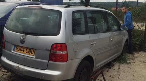 Dezmembrez vw touran