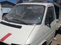 Dezmembrez VW TRANSPORTER T4 bena,an fab. 1995, 1.9, 2+1 locuri.