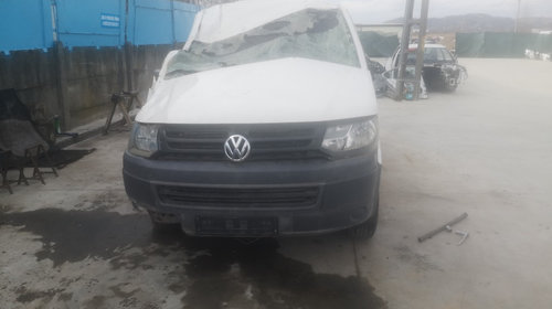 Dezmembrez VW Transporter T5 2.0 TDI 84 cai motor CAA CAAA an 2013