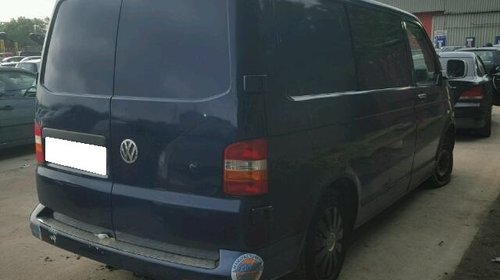 Dezmembrez VW Transporter T5 an fabr. 2008, 2.5 TDi